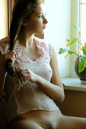 Ирина, метро Добрынинская