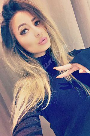 Милана, метро Дмитровская
