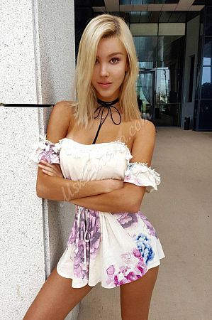 Алиса, метро Университет