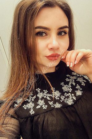 Елизавета, метро Крымская