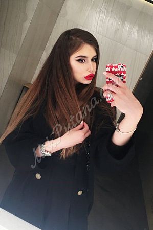 Aлина, метро Лубянка