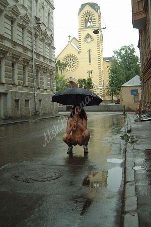 Малена, метро Белорусская
