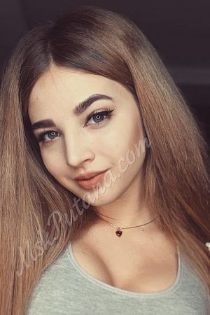 Алла, метро Авиамоторная