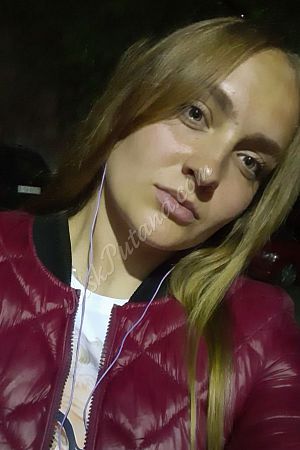 Алла, метро Охотный ряд