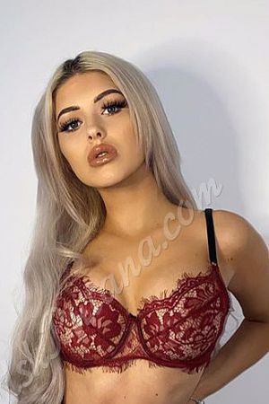 Полина, метро Павелецкая