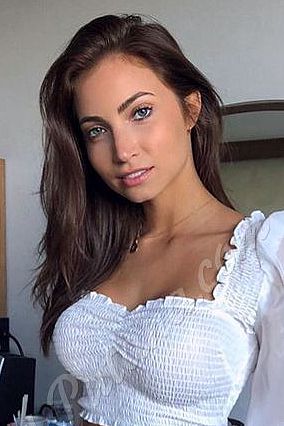 Полина, метро Университет