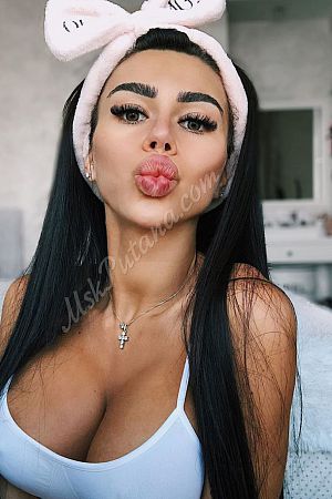 Кристи, метро Селигерская