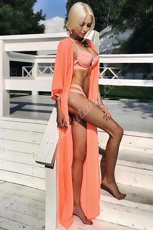 Катюша, метро Севастопольская