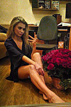 Николь, метро Библиотека имени Ленина