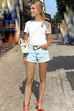 Анастасия, метро Курская