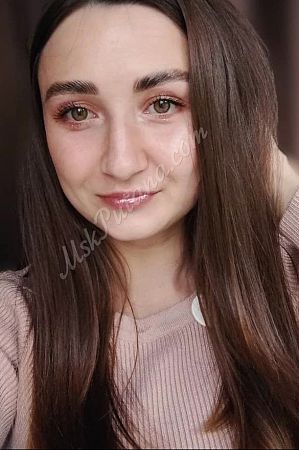 Анна, метро Цветной бульвар
