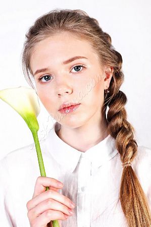 Лена, метро Саларьево