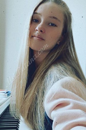 Анна, метро Павелецкая