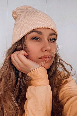 Лена, метро Баррикадная