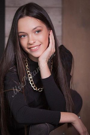Анна, метро Андроновка