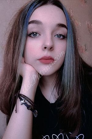 Анна, метро Фонвизинская