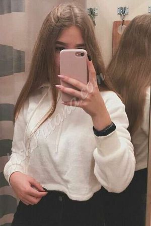 Лена, метро Рассказовка
