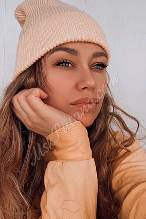 Анна, метро Балтийская