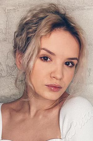 Анна, метро Павелецкая