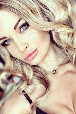 Анастасия, метро Пролетарская