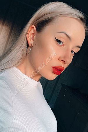 Маргарита, метро Полянка