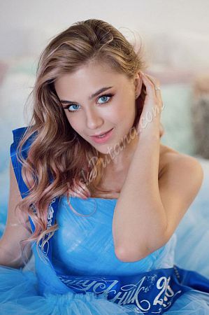 Лена, метро Красногвардейская